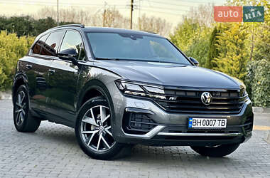 Позашляховик / Кросовер Volkswagen Touareg 2020 в 