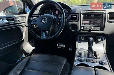 Внедорожник / Кроссовер Volkswagen Touareg 2017 в 