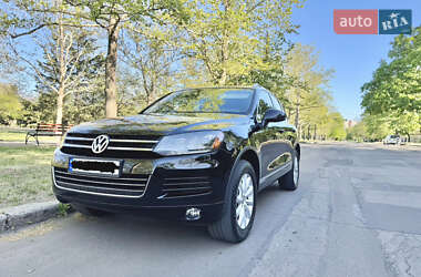 Позашляховик / Кросовер Volkswagen Touareg 2011 в Миколаєві