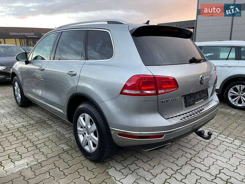 Внедорожник / Кроссовер Volkswagen Touareg 2016 в Житомире