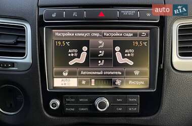 Позашляховик / Кросовер Volkswagen Touareg 2016 в 