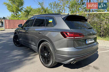 Внедорожник / Кроссовер Volkswagen Touareg 2022 в 