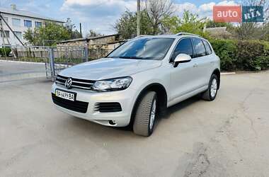 Позашляховик / Кросовер Volkswagen Touareg 2012 в Миколаєві