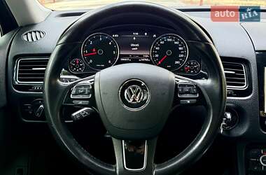 Внедорожник / Кроссовер Volkswagen Touareg 2014 в 