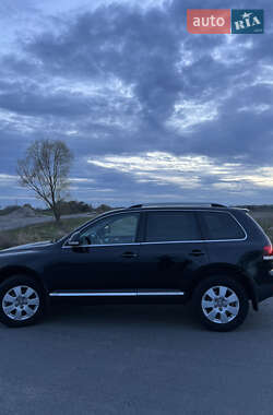 Позашляховик / Кросовер Volkswagen Touareg 2008 в 