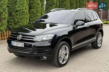 Позашляховик / Кросовер Volkswagen Touareg 2010 в 