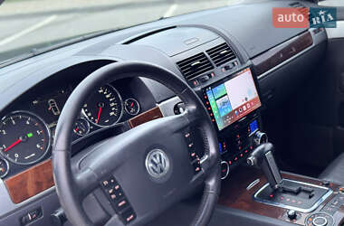 Внедорожник / Кроссовер Volkswagen Touareg 2008 в 