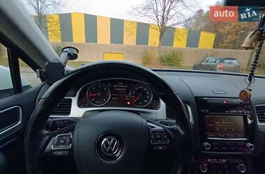 Внедорожник / Кроссовер Volkswagen Touareg 2014 в 