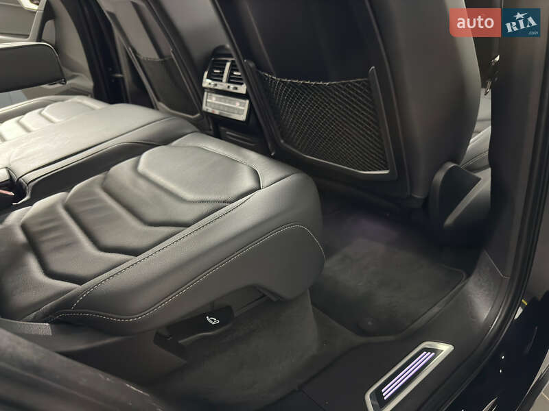 Позашляховик / Кросовер Volkswagen Touareg 2019 в Козятині