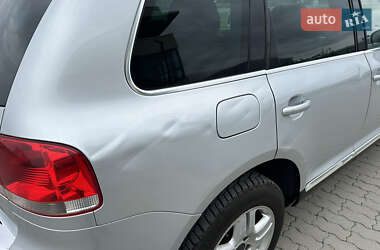 Позашляховик / Кросовер Volkswagen Touareg 2005 в 
