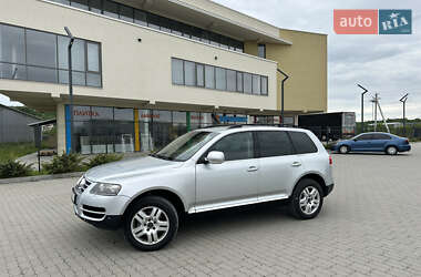 Позашляховик / Кросовер Volkswagen Touareg 2005 в 
