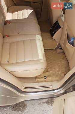 Внедорожник / Кроссовер Volkswagen Touareg 2003 в 