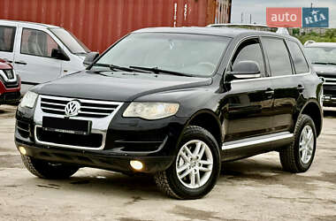 Внедорожник / Кроссовер Volkswagen Touareg 2008 в 