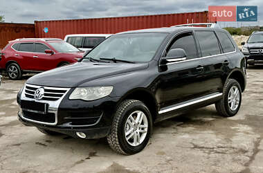 Внедорожник / Кроссовер Volkswagen Touareg 2008 в 