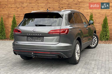 Позашляховик / Кросовер Volkswagen Touareg 2019 в 