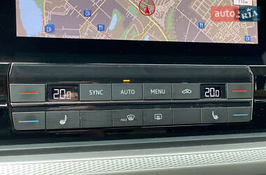 Позашляховик / Кросовер Volkswagen Touareg 2019 в 