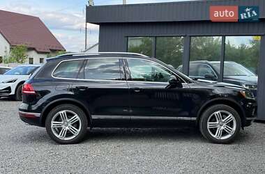 Внедорожник / Кроссовер Volkswagen Touareg 2014 в 
