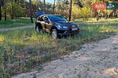 Внедорожник / Кроссовер Volkswagen Touareg 2016 в 
