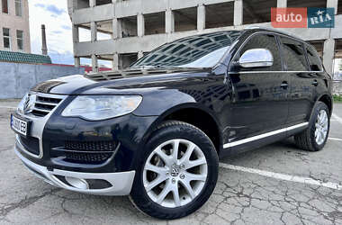 Внедорожник / Кроссовер Volkswagen Touareg 2008 в 