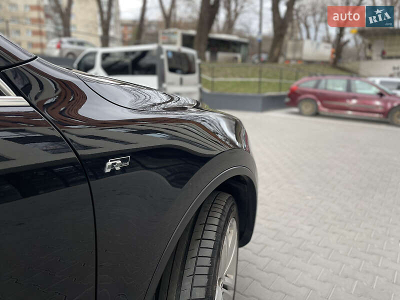 Позашляховик / Кросовер Volkswagen Touareg 2014 в Хмельницькому