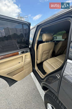 Позашляховик / Кросовер Volkswagen Touareg 2007 в 
