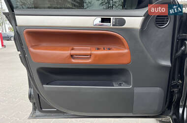Внедорожник / Кроссовер Volkswagen Touareg 2008 в 