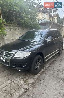 Позашляховик / Кросовер Volkswagen Touareg 2008 в 