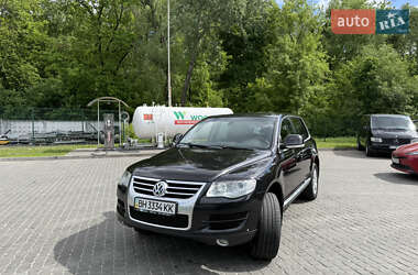 Внедорожник / Кроссовер Volkswagen Touareg 2008 в Киеве