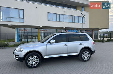 Внедорожник / Кроссовер Volkswagen Touareg 2005 в Львове