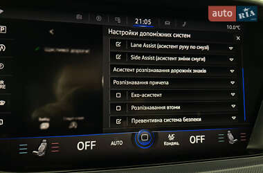 Внедорожник / Кроссовер Volkswagen Touareg 2021 в 