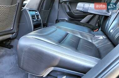 Внедорожник / Кроссовер Volkswagen Touareg 2017 в 