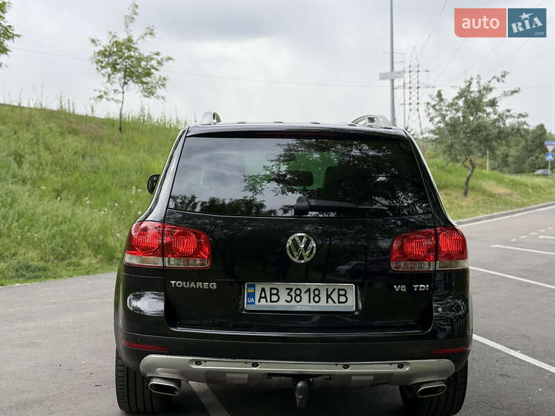 Внедорожник / Кроссовер Volkswagen Touareg 2006 в Киеве