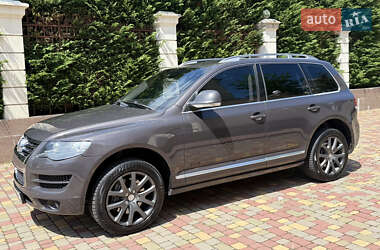 Позашляховик / Кросовер Volkswagen Touareg 2008 в Одесі