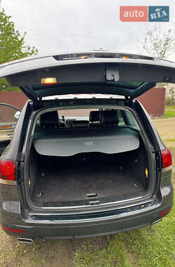 Внедорожник / Кроссовер Volkswagen Touareg 2008 в 