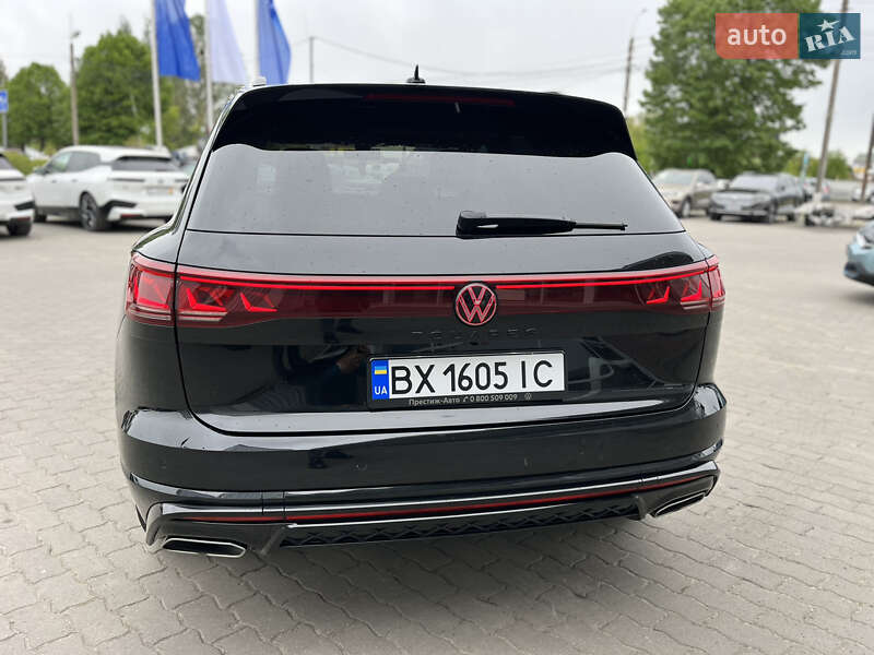 Позашляховик / Кросовер Volkswagen Touareg 2024 в Хмельницькому