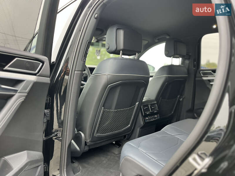 Позашляховик / Кросовер Volkswagen Touareg 2024 в Хмельницькому