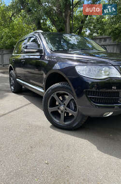 Позашляховик / Кросовер Volkswagen Touareg 2007 в 