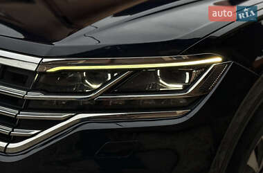 Внедорожник / Кроссовер Volkswagen Touareg 2020 в 