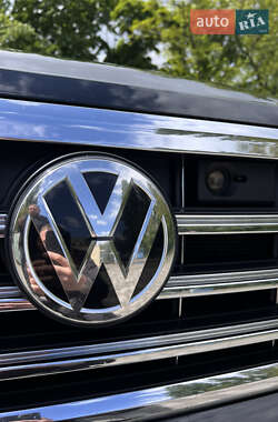 Позашляховик / Кросовер Volkswagen Touareg 2019 в 