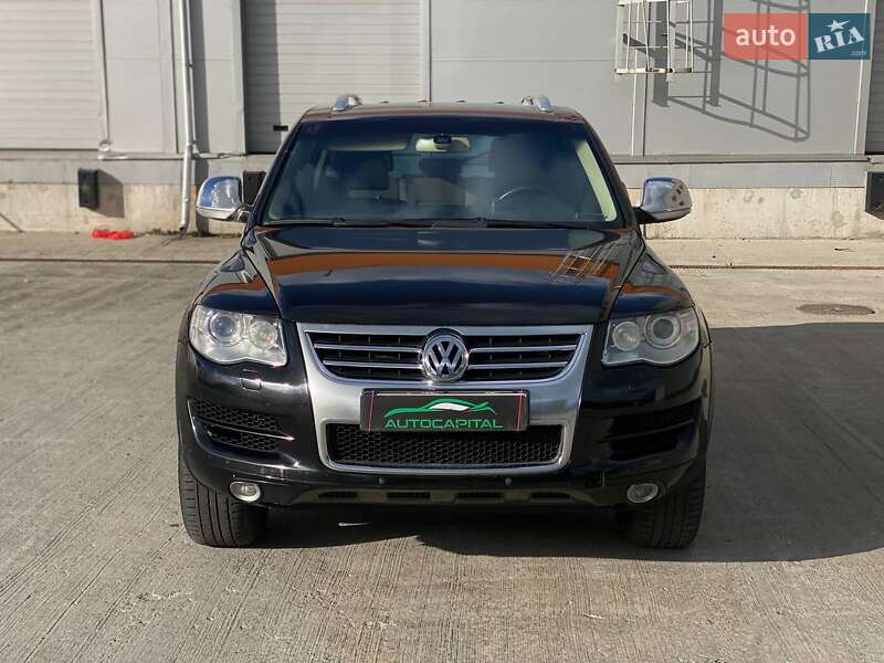 Внедорожник / Кроссовер Volkswagen Touareg 2008 в Киеве