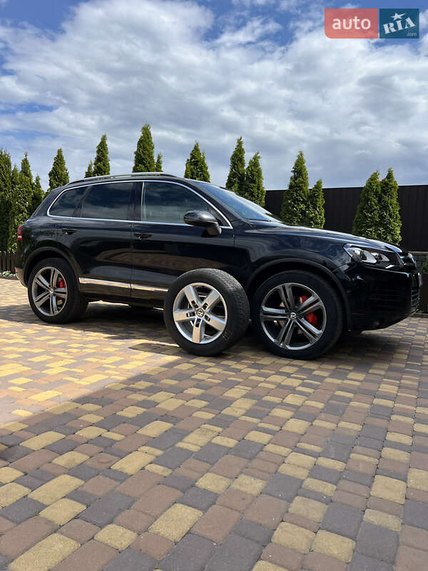 Внедорожник / Кроссовер Volkswagen Touareg 2011 в Белой Церкви