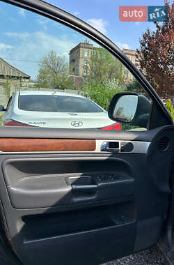 Внедорожник / Кроссовер Volkswagen Touareg 2008 в 