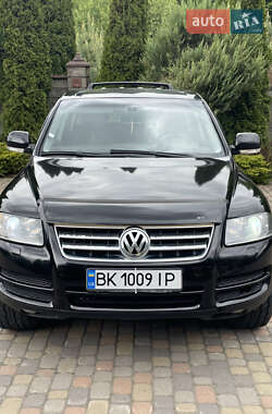 Позашляховик / Кросовер Volkswagen Touareg 2006 в 