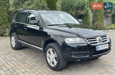 Позашляховик / Кросовер Volkswagen Touareg 2006 в 