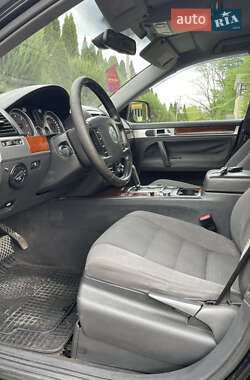 Позашляховик / Кросовер Volkswagen Touareg 2006 в 