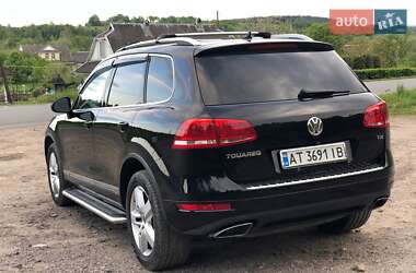 Внедорожник / Кроссовер Volkswagen Touareg 2013 в 