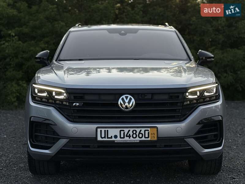 Позашляховик / Кросовер Volkswagen Touareg 2020 в Гнівані