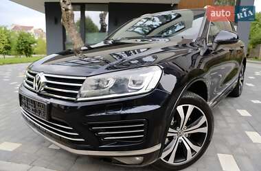 Внедорожник / Кроссовер Volkswagen Touareg 2016 в 
