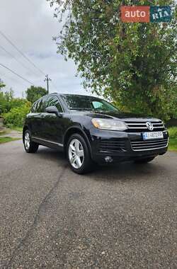 Внедорожник / Кроссовер Volkswagen Touareg 2013 в Броварах