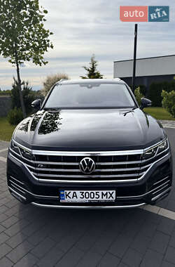 Внедорожник / Кроссовер Volkswagen Touareg 2018 в Мукачево